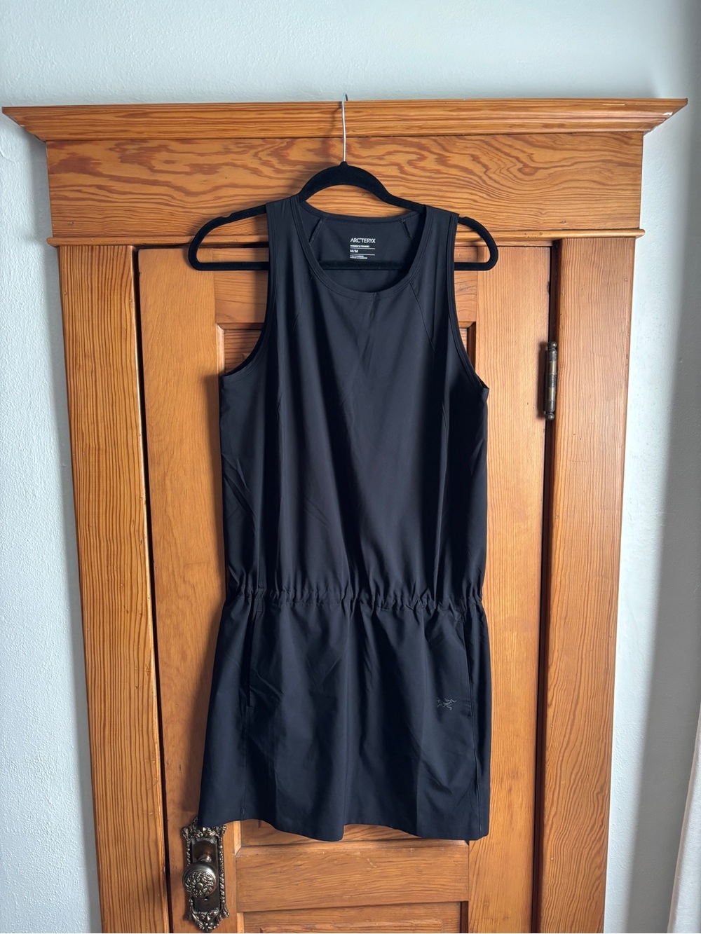 Arc’Teryx Contessa Dress in Black Size Medium